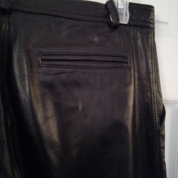 Danier Women's Black Leather Wide Leg Pants With Angled Pockets 34" Waist - Picture 6 of 12